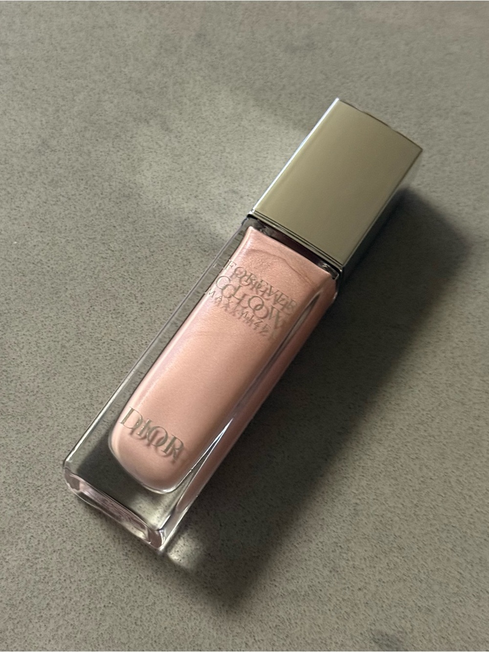 11 Pink Dior Forever Glow Maximizer liquid highlighter